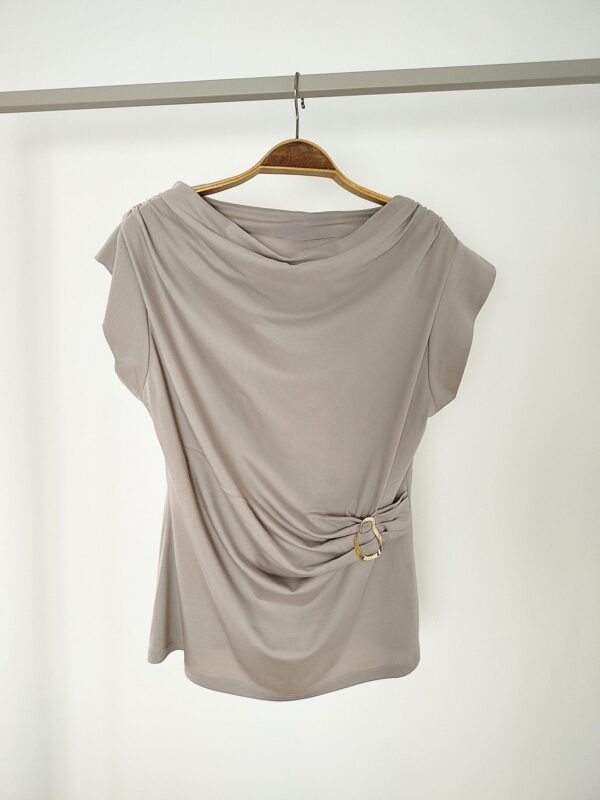 Tričko s padavým výstrihom béžové